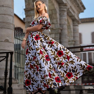 White maxi dress in hibiscus flower wax - Floral Wax Cotton Maxi Dresses for Women - Beach Wedding maxis, Summer Maxi with Ethnic Style