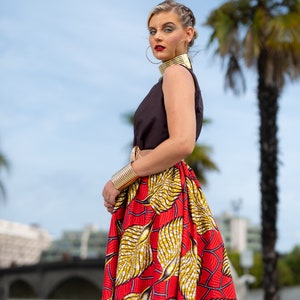 Modern maxi dress in wax image 4