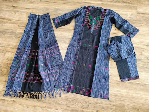 Buy Original Dhakai Jamdani Cotton Dress, Royal Blue, Multi Jari Contrast  Work, Handwoven, Soft, Comfortable Summer Wear, Handmade in Bangladesh  Online in India - Etsy