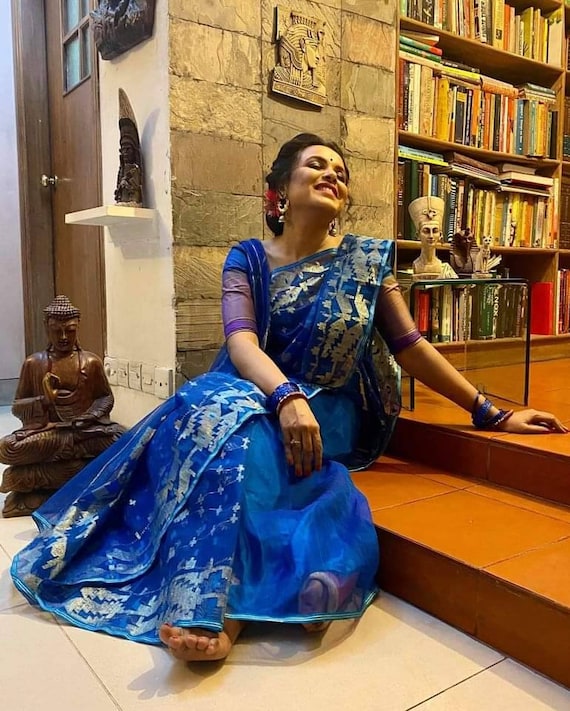 In Style Woven South Indian Silk Royal Blue Saree|SARV153893