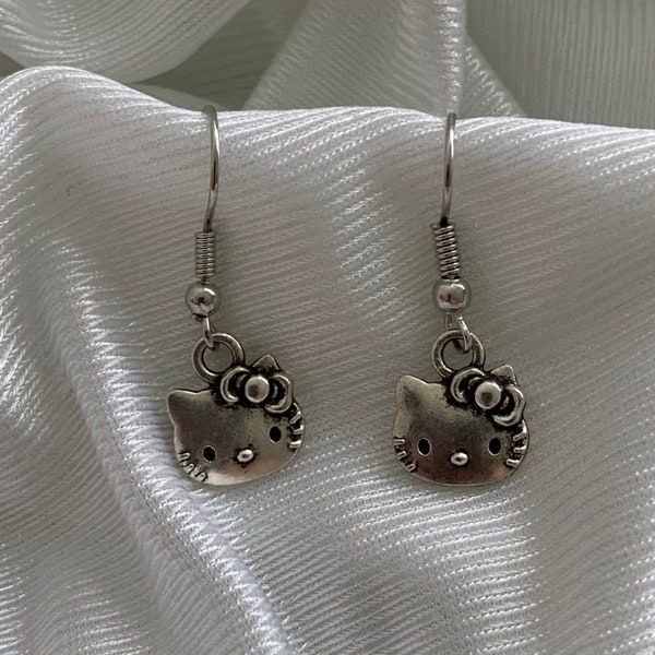 hello kitty earrings