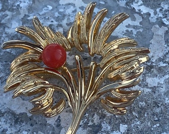 Rare Vintage 1968 Grosse Gold Tone Flower Brooch with Red Cabochon Stone – Henkel & Grosse, Collector Gift