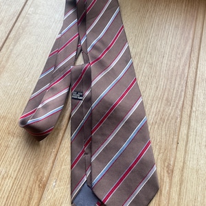 Original vintage Christian Dior silk tie from the 90s!
