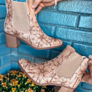 Op maat gemaakte verbrande laarzen | Herfst, Ontworpen, Chunky, Festival, Boho, Land, Chique, Hippie, Cowgirl, Concert, Wijnmakerij, Bruids, Westerse slofjes
