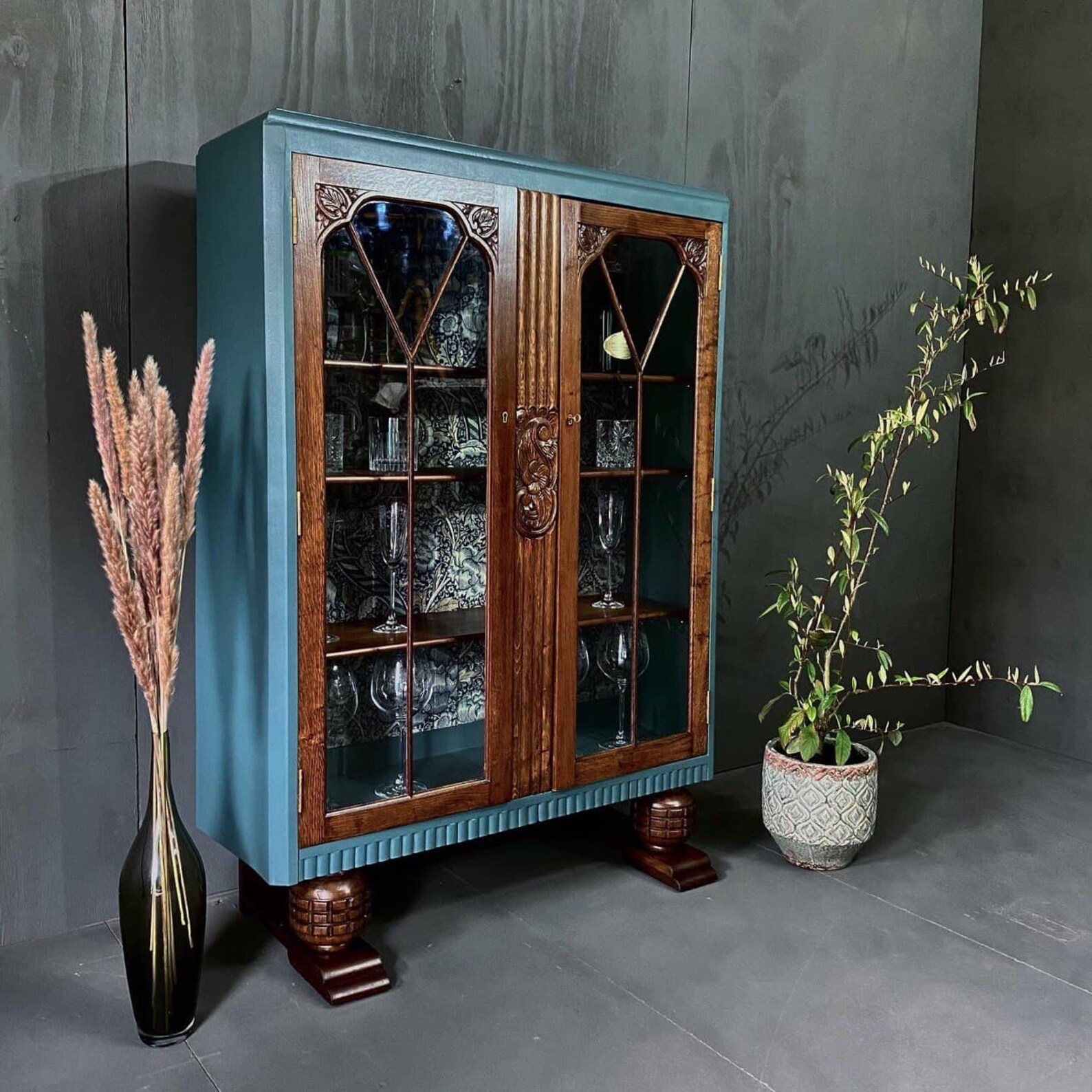 Wandle Blue Drinks / Upcycled Display Etsy