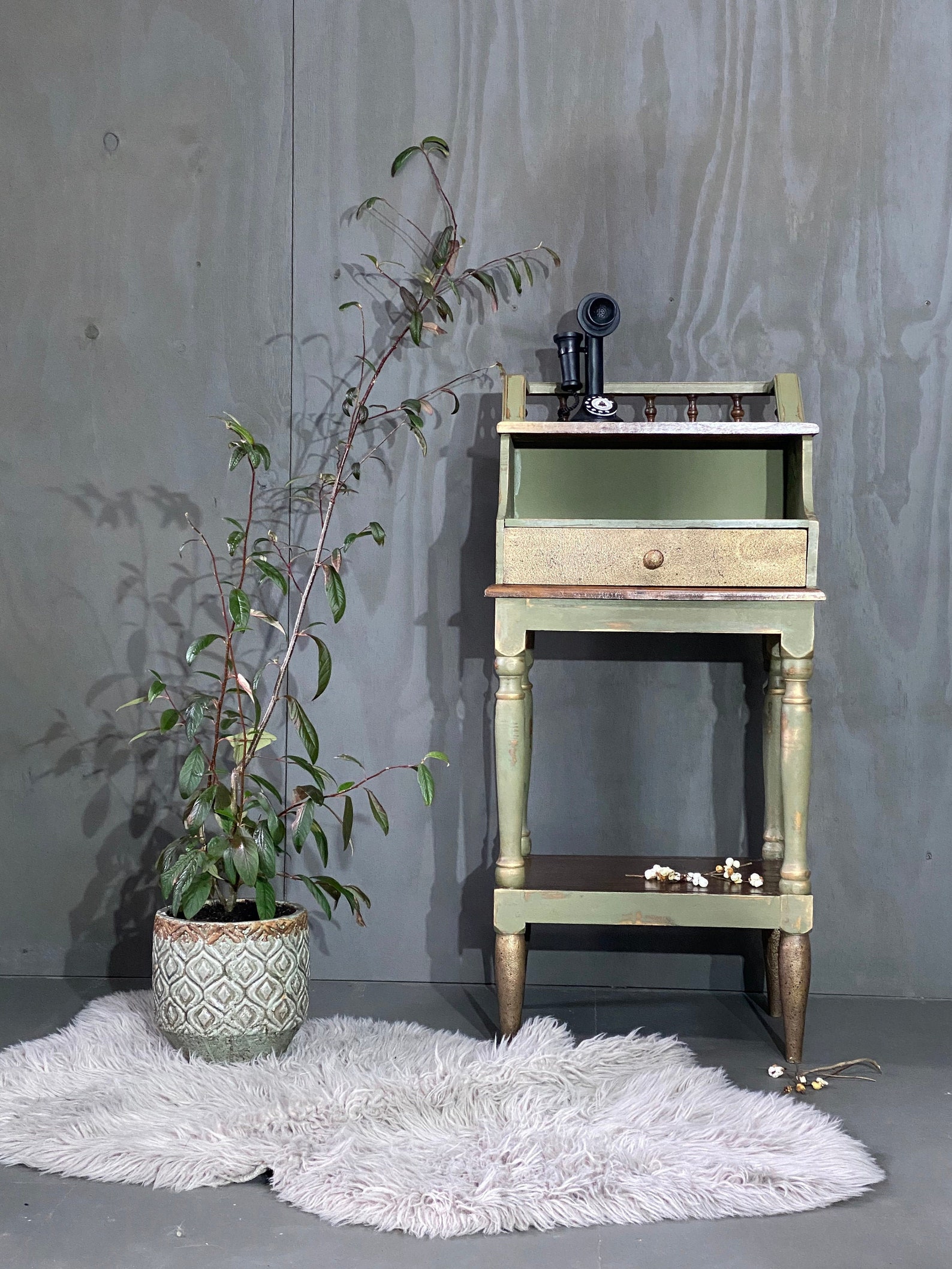 Upcycled Vintage Telephone Table Etsy