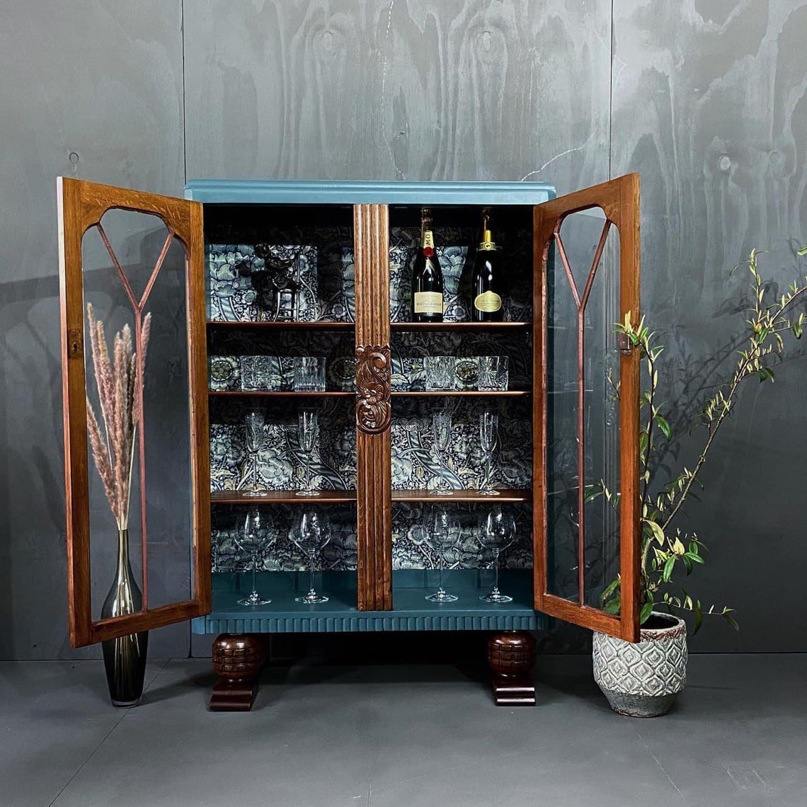 Wandle Blue Drinks / Upcycled Display Etsy