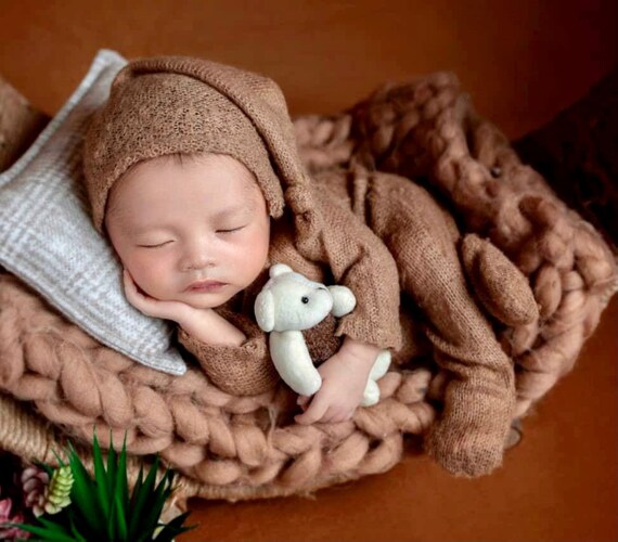 Newborn sleepsuit hotsell with hat