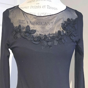 Women Stills Top Floral Accent Sheer Black Long Sleeve Size Large