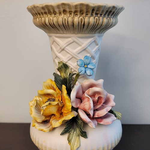 Vintage Capodimonte Floral Vase 11