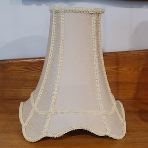 Vintage Fabric Bell Scalloped Lamp Shade Beige Bottom 11 x 10 inches