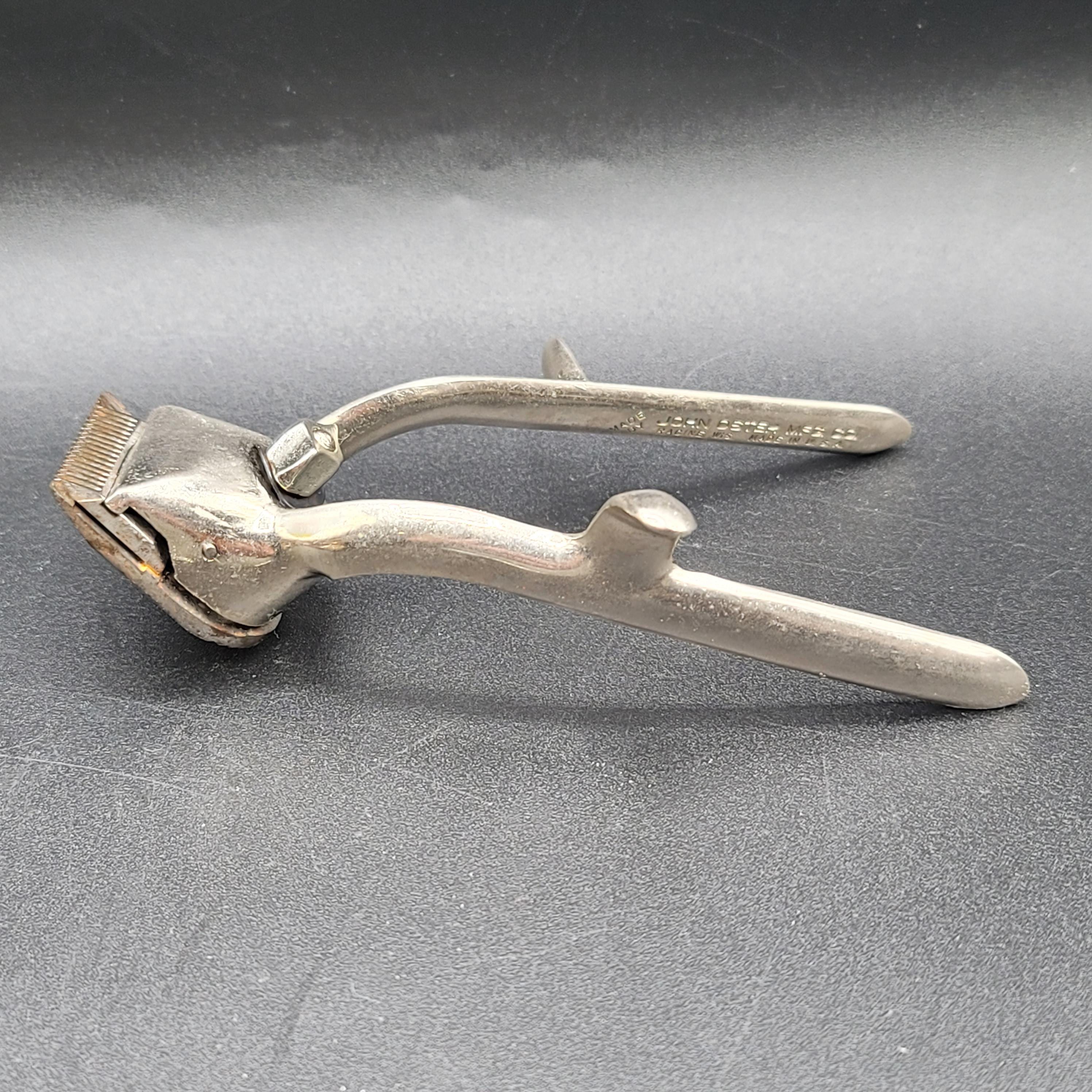 ジャンク品「OSTER Airjet Model 202」ヴィンテージ品 John Oster Mfg Co Manual Hand Hair Clippers Barber Model 105 USA