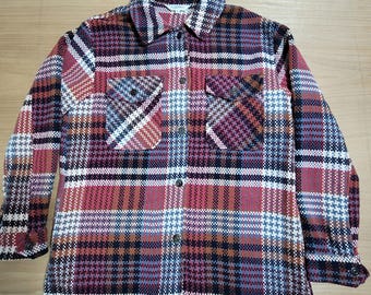 Surchemise style chemise à carreaux pour femme Northern Reflections rouille, boutons à carreaux multiples devant, taille moyenne