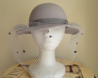 Vintage Women Grey Wool Hat Felt Made in USA Veil Decorative Floral Back, Sunday Church Hat