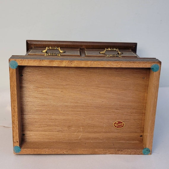 Vintage Wood Jewelry Box Music Box Royal Sealy Box Ja… Gem
