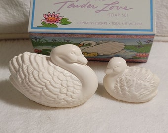 Vintage AVON Soap Tender Love Soap Set Birds