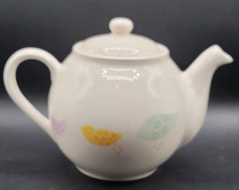 Vintage Portugal Teapot Fine Bone China 4 cups Birds