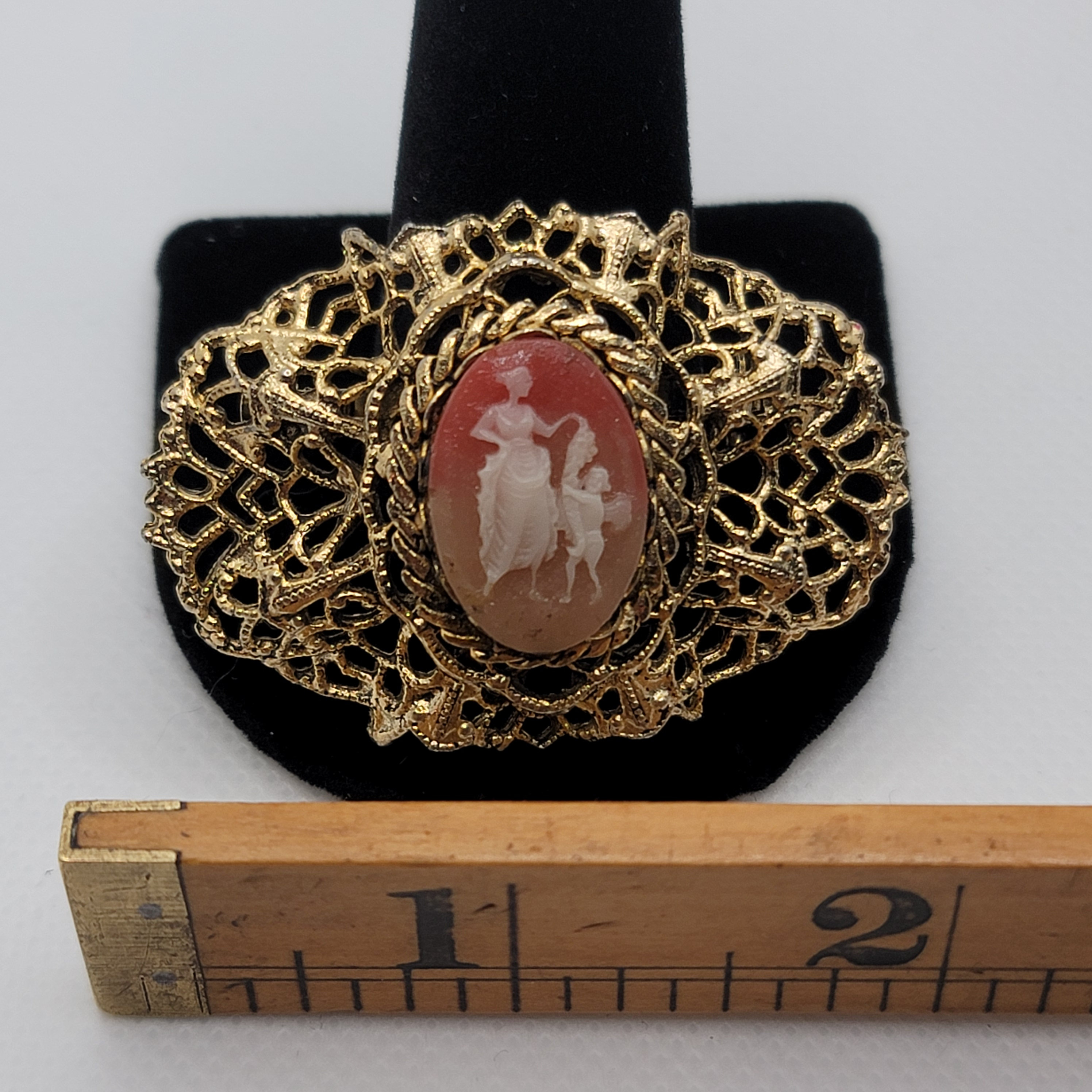 Roberta by APA 1848 カメオブローチ Roberta by APA 1848 カメオ