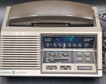 Vintage General Electric Memory Telephone Alarm Clock AM/FM Radio 7-4737 Works