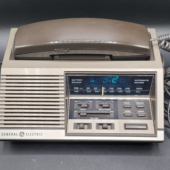 Vintage General Electric Memory Telephone Alarm Clock AM/FM Radio