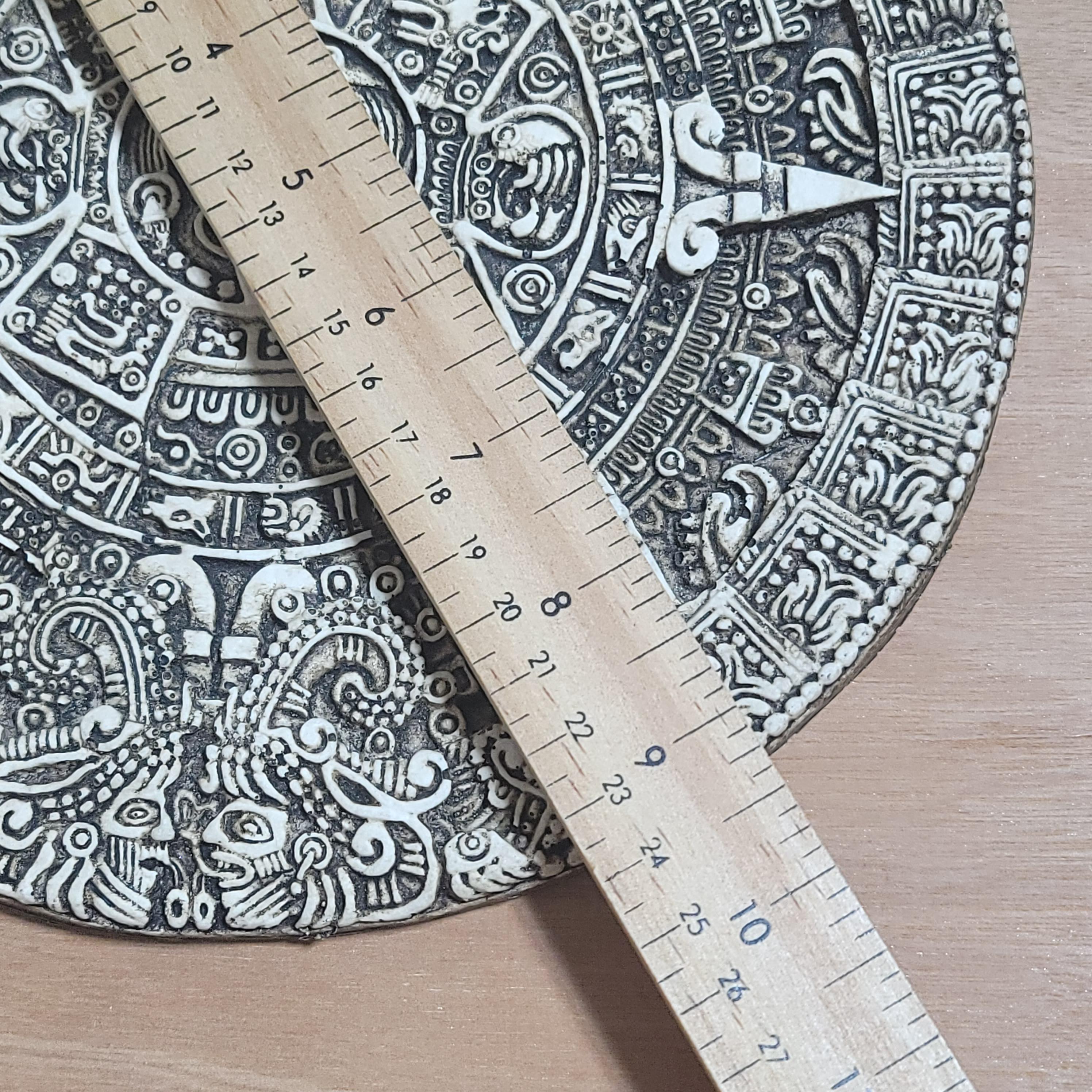 Vintage Aztec Calendar Wall Decor - Mexica Mayan Sun Stone (9 Inch