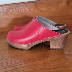 Swedish Leather Clogs Red Wooden Heel Slip On Mules Size 37 Scandinavian Vintage Style