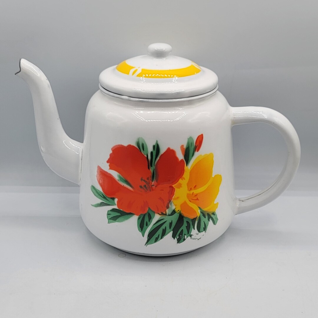 White Enamel Teapot Spring Bouque Floral Design Reservoir - Etsy