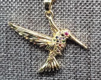 Frauen-Kolibri-Anhänger-Halskette Multicolor Gold Ton