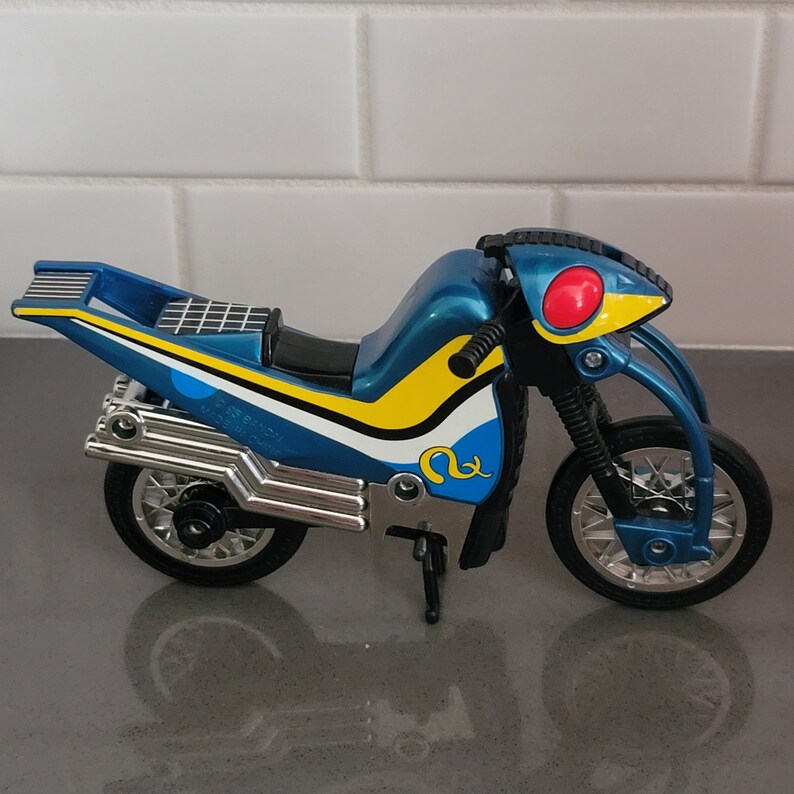 1995 Bandai Saban MASKED RIDER Combat Chopper Talking Bike - Etsy