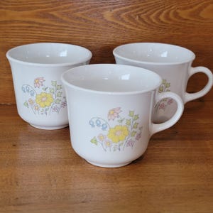 Vintage Corelle Corning Ware MEADOW Wild Flower Floral Coffee Tea Cups Set Of 3