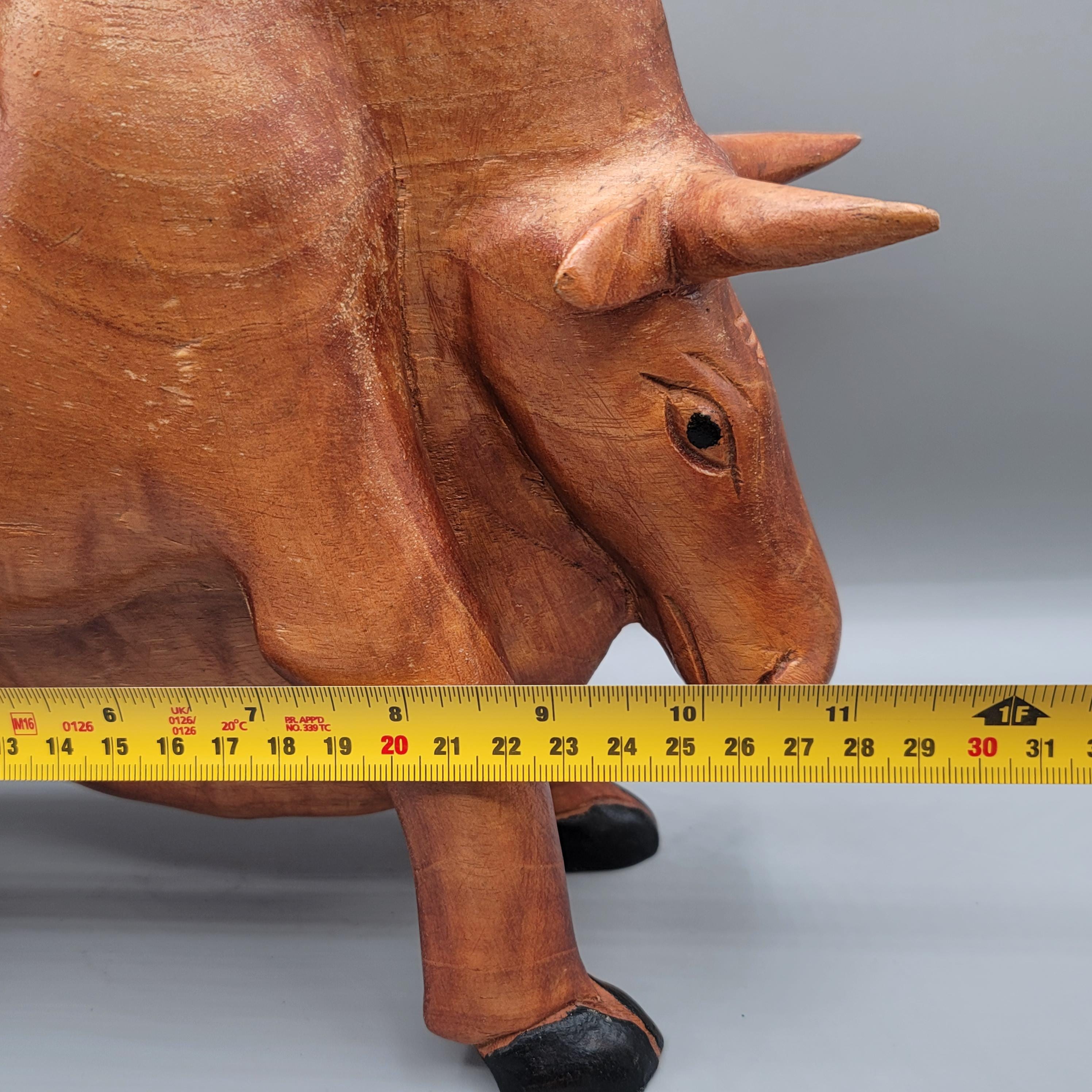 ヴィンテージ木製雄牛牡牛座彫刻ストック 手彫り 10インチ ラージ