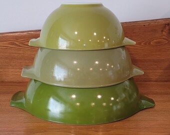 Johnson Brothers Farmhouse Kitchen - Blue Stripe Mixing Bowl