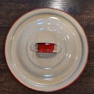 Antique Enamelware Lid beige red handle