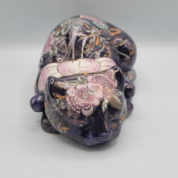 Japanese Satsuma Porcelain Sleeping Cat Figurine Hand Painted Floral Moriage Gold Accent Vintage