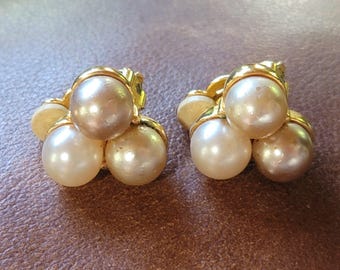 Joan Rivers Ohrclips Kunstperle Gold Tone Quadrat Vintage Classics