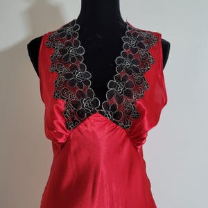 Vintage Ladies Long Nightgown Red Small Medium Satin Floral Lace Sexy Honeymoon RARE