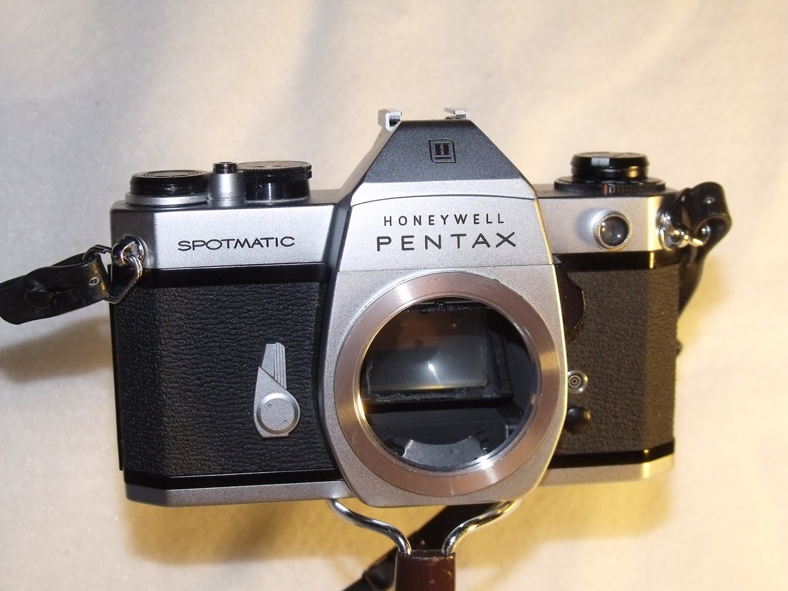 Honeywell Pentax Spotmatic 35mm Camera w/ Bushnell 200mm 13.5 Etsy