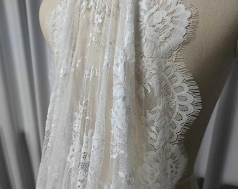 Vintage Lace Wedding Veil - Cathedral Length Bridal Veil with Lace Edging - Antique Inspired Mantilla Wedding Veil - Chantilly Lace Veil