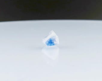 Carletonit, Poudrette Steinbruch, MSH, Mont St. Hiliare, Kanada. Symmetrie Mineralien