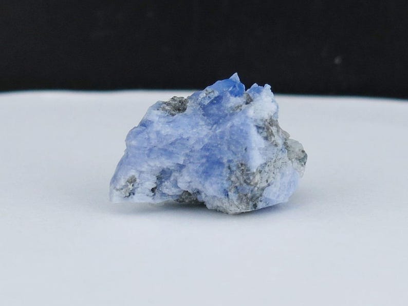 Carletonite, Poudrette Quarry, MSH Mineral Specimen. Symmetry Minerals ...