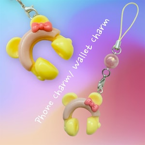 Phone Charm: Headphone wallet charm, Earphone Phone accessory, Zipper Charm, Beaded Charm