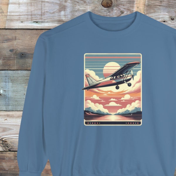 Retro Pilot Sweatshirt Vintage. Pilot Gift. Aviator Sweatshirt. Aviator Gift. Future Pilot Gift. Aviation Hoodie. Aviation Gift Sweatshirt