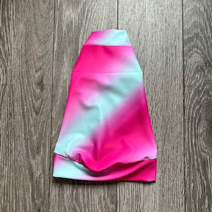 Pull rose et menthe avec protection UV (UPF 50+) pour sphynx/petits animaux de compagnie