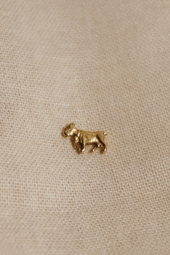 18k Gold Goat Single Earring