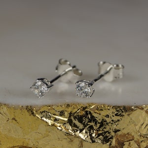 Small Silver Diamond Earrings, Simulated Diamond Earrings, Sterling Silver, Cubic Zirconia Earrings, Small size ball stud silver Ear Rings.