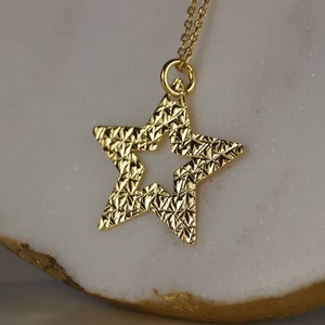 Christmas Star Necklace, 21mm Gold Vermeil Star Necklace, Celestial Necklace.
