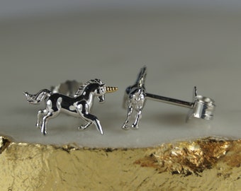 Sterling Silber Einhorn Ohrstecker, Einhorn Geschenk, Einhorn Schmuck, Mädchen Weihnachtsgeschenk, Tochter Geschenk.