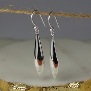 Sterling Silver Teardrop Earrings, Silver Dangle Earrings, Silver Drop Earrings.
