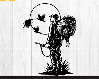 Pode incluir: Ilustração a preto e branco de um caçador com um peru e um rifle, com pássaros a voar. Inclui o texto "SVG, PNG, EPS, DXF premium cut files" e o logótipo Ar ProDesign.