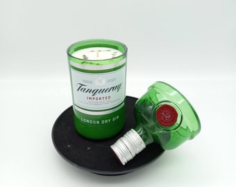 Tanqueray Gin Candle, Scented Soy Wax, Choose Your Fragrance, Cut Liquor Bottle, Many Scents, Gift, Vase & lid, Upcycled, Recycled, London